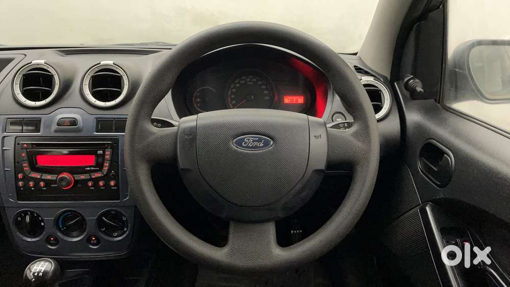 Ford Figo 2010-2012 Petrol Exi, 2015, Petrol