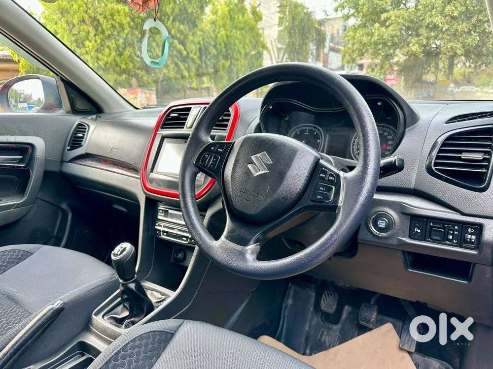 Maruti Suzuki Vitara Brezza Zdi Plus Dual Tone, 2017, Diesel