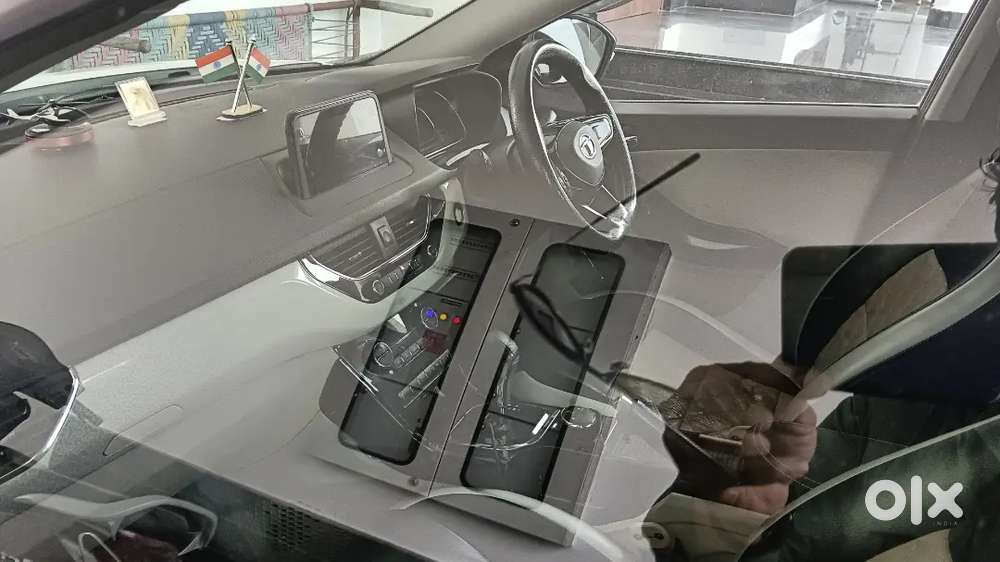 Tata Nexon 2020 Petrol 78000 Km Driven New Tyre Yokohama