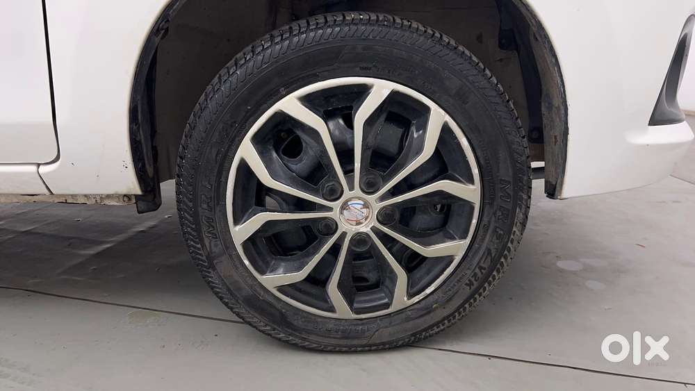 Maruti Suzuki Alto K10 1.0 Vxi Amt, 2014, Petrol