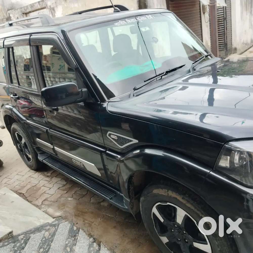 Mahindra Scorpio Classic 2022 Diesel 90000 Km Driven