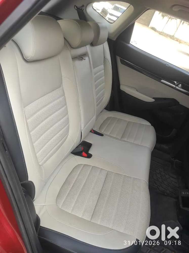 Kia Seltos 1.5 Petrol Automatic 2024