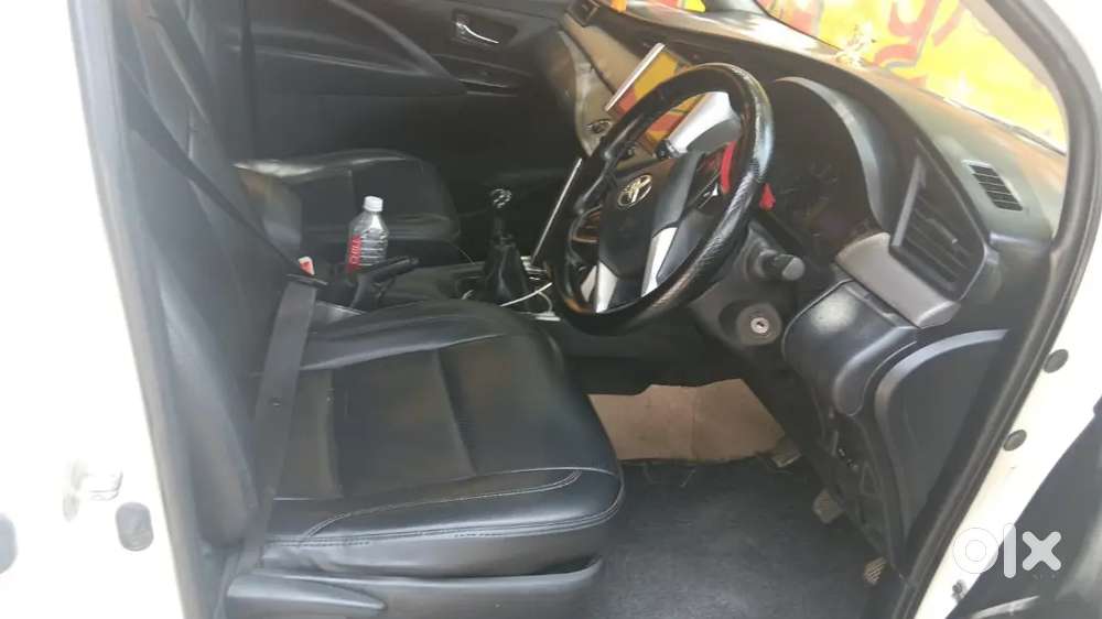 Toyota Innova Crysta 2017 Diesel Well Maintained
