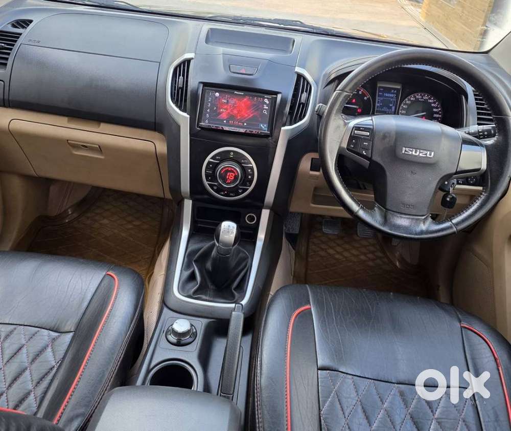 Isuzu V-cross Z 4x4 Mt, 2017, Diesel