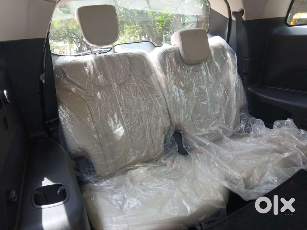 Mahindra Xuv700 2.2 Ax 7 Diesel At Str, 2022, Diesel