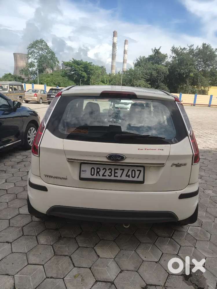 Ford Figo 2011 Petrol Manual