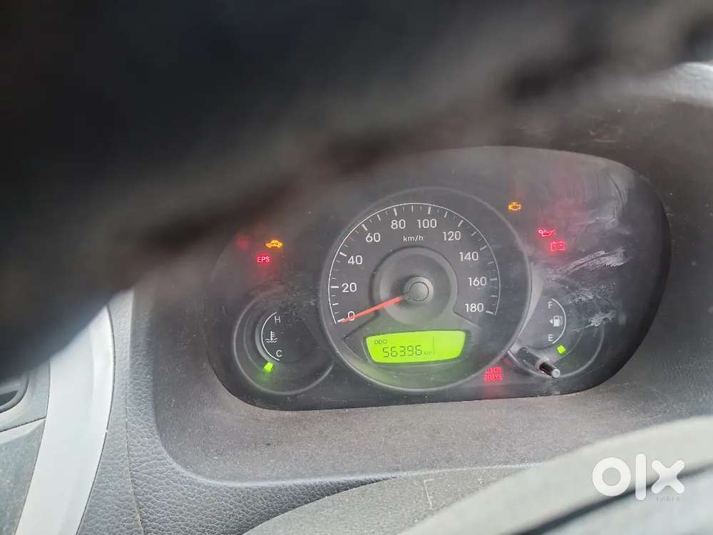 Car Sale  हुंडई Eon