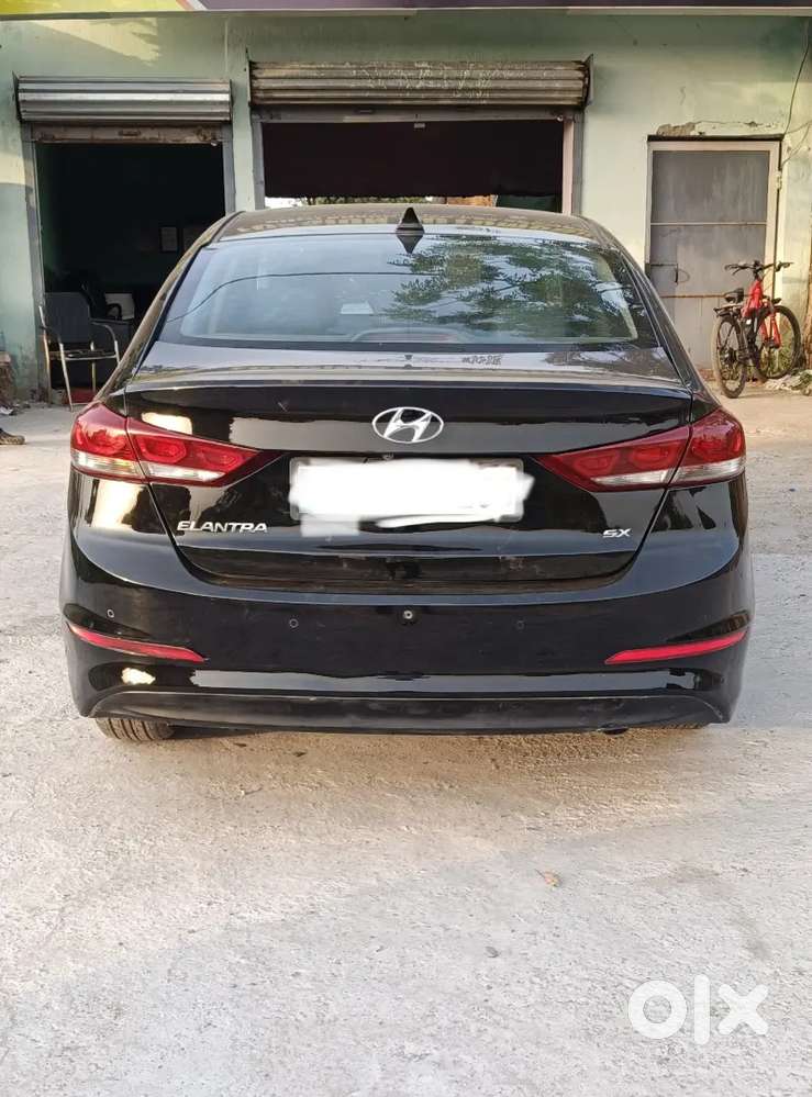 Elantra In Brand New Condition