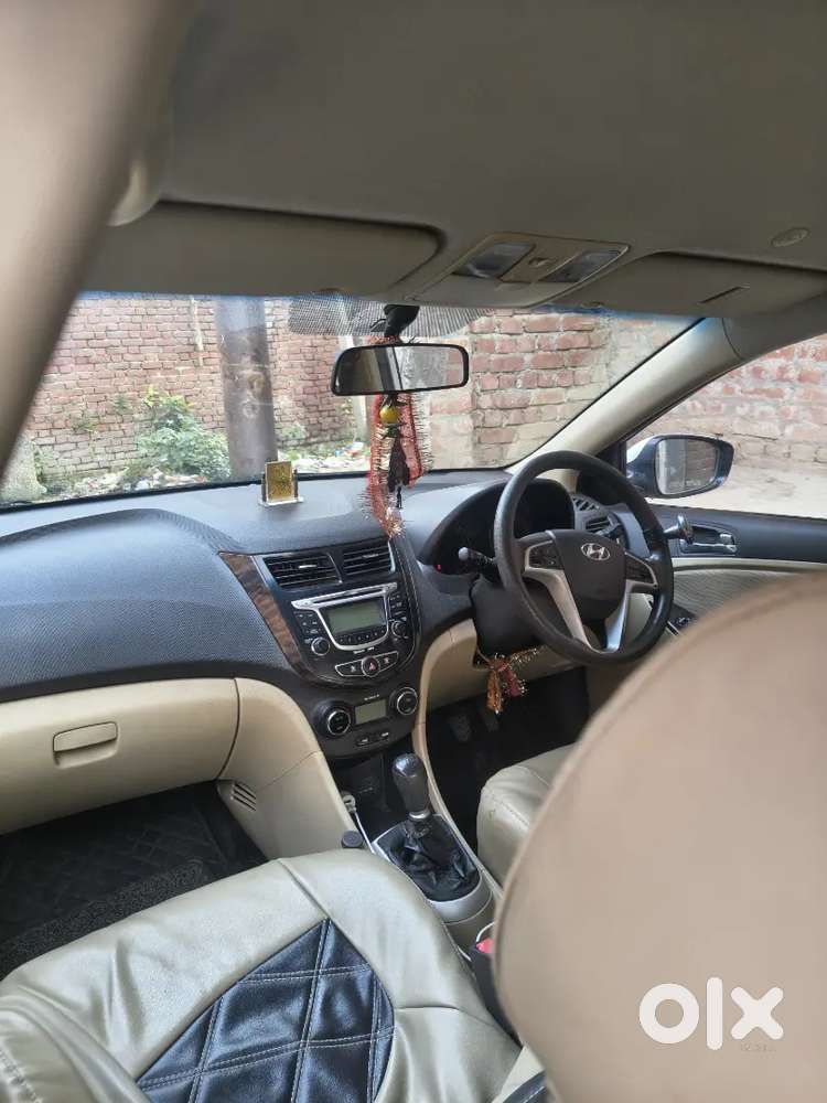 Hyundai Verna Diesel Manual 2012 Variant