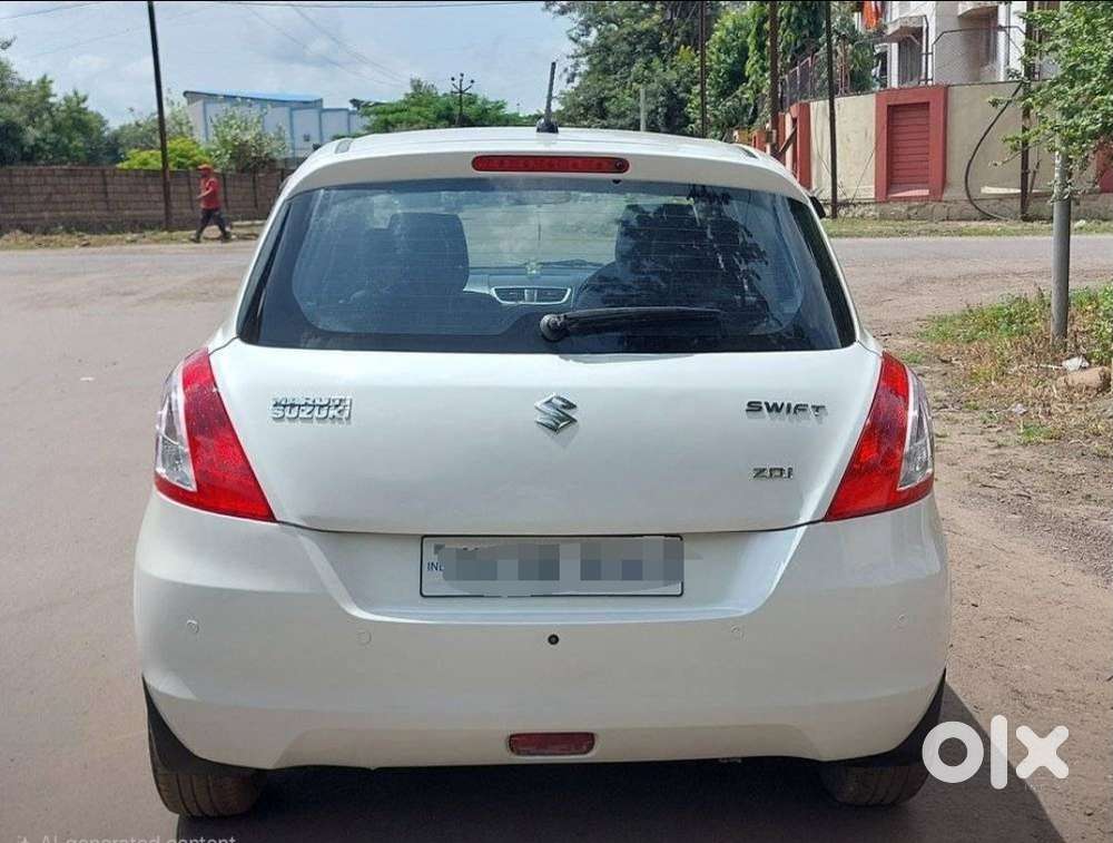 Maruti Suzuki Swift Zdi Plus, 2012, Diesel