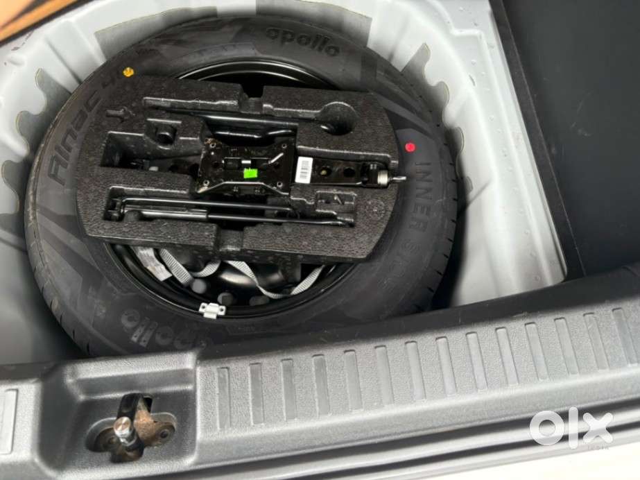 Skoda Kushaq 1.0 Tsi Ambition, 2022, Petrol