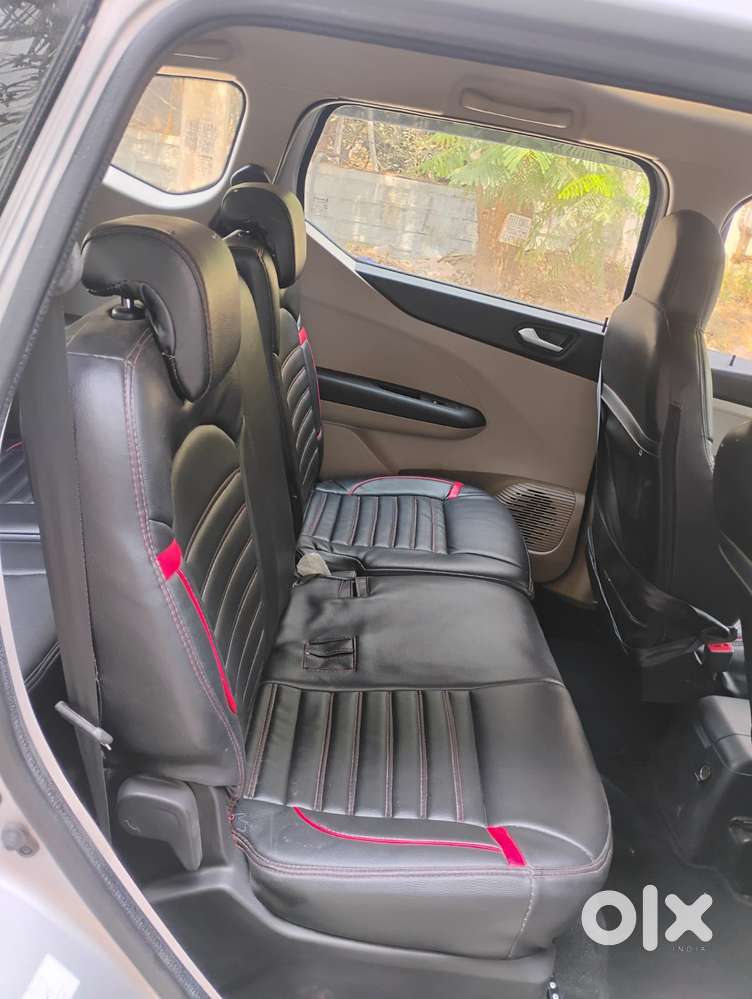 Renault Triber Rxz, 2023, Petrol