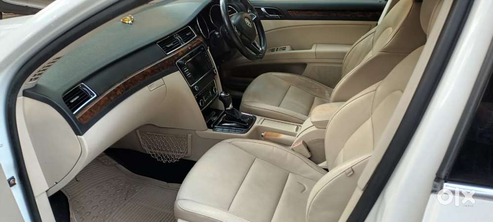 Skoda Superb Elegance Tdi 2.0 At, 2015, Diesel