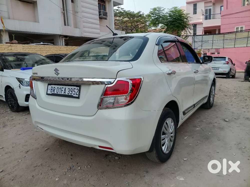 Maruti Suzuki Dzire Vxi Ags, 2021, Petrol