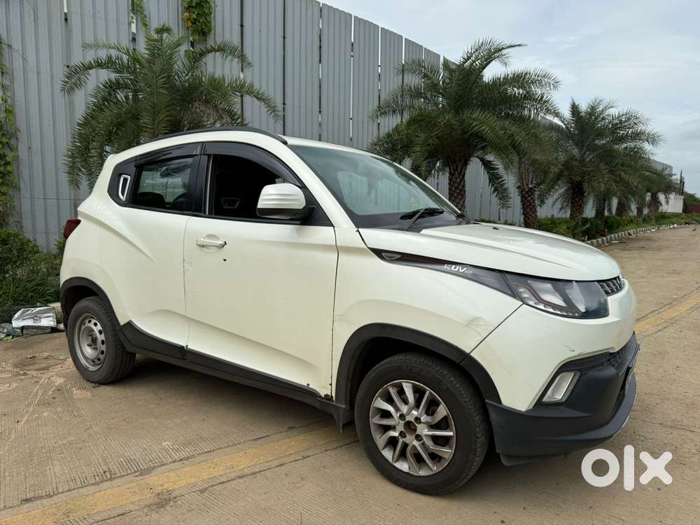 Mahindra Kuv 100 D75 K8 Dual Tone, 2016, Petrol