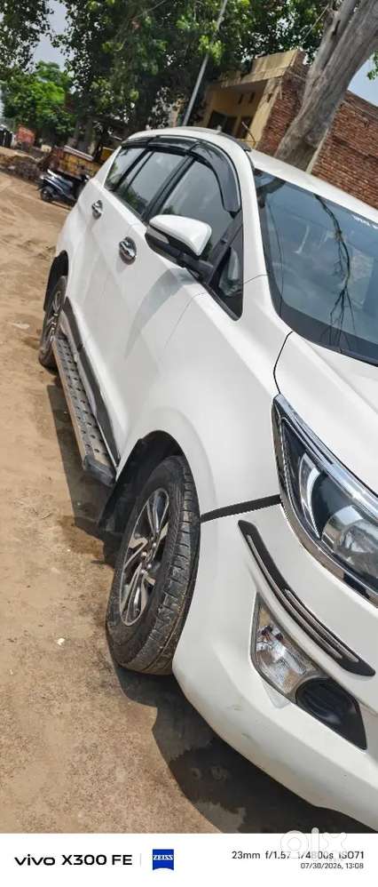 Toyota Innova Crysta 2016 Manual