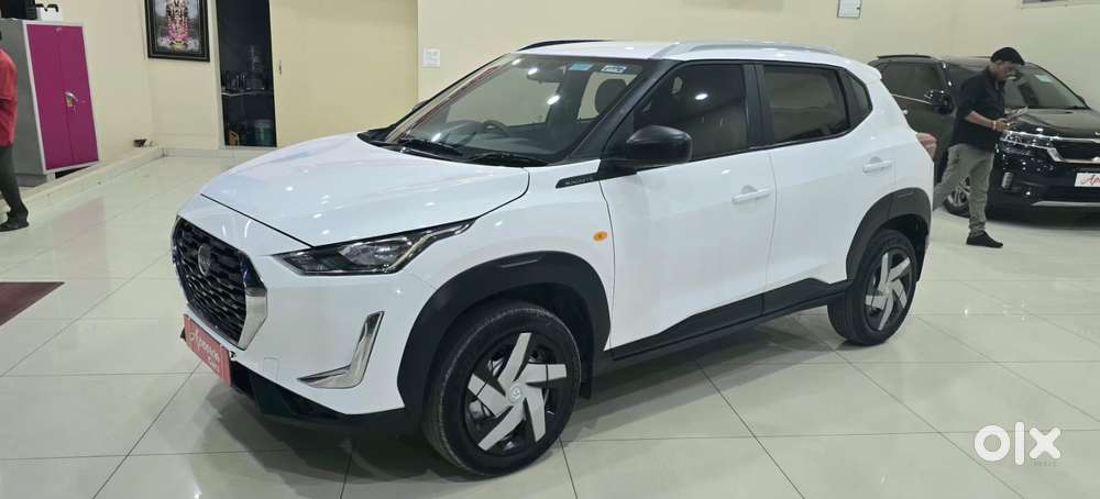 Nissan Magnite 1.0 Xv, 2023, Petrol