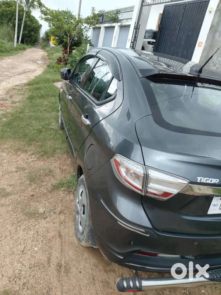 Tata Tigor Petrol2020