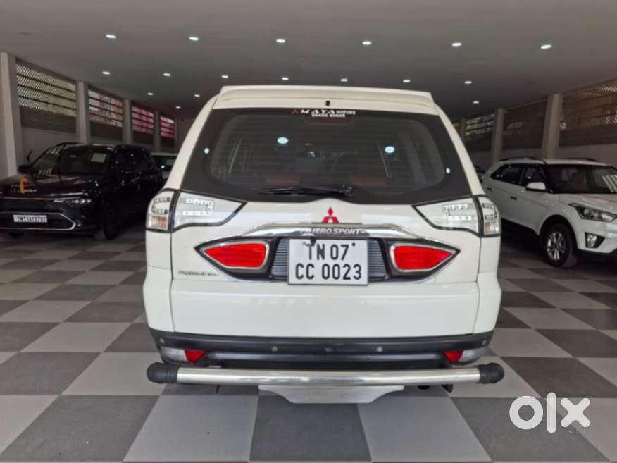 Mitsubishi Pajero Sport 2.5 Manual, 2015, Diesel