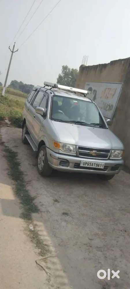 Chevrolet Tavera 2011 Diesel 80000 Km Driven