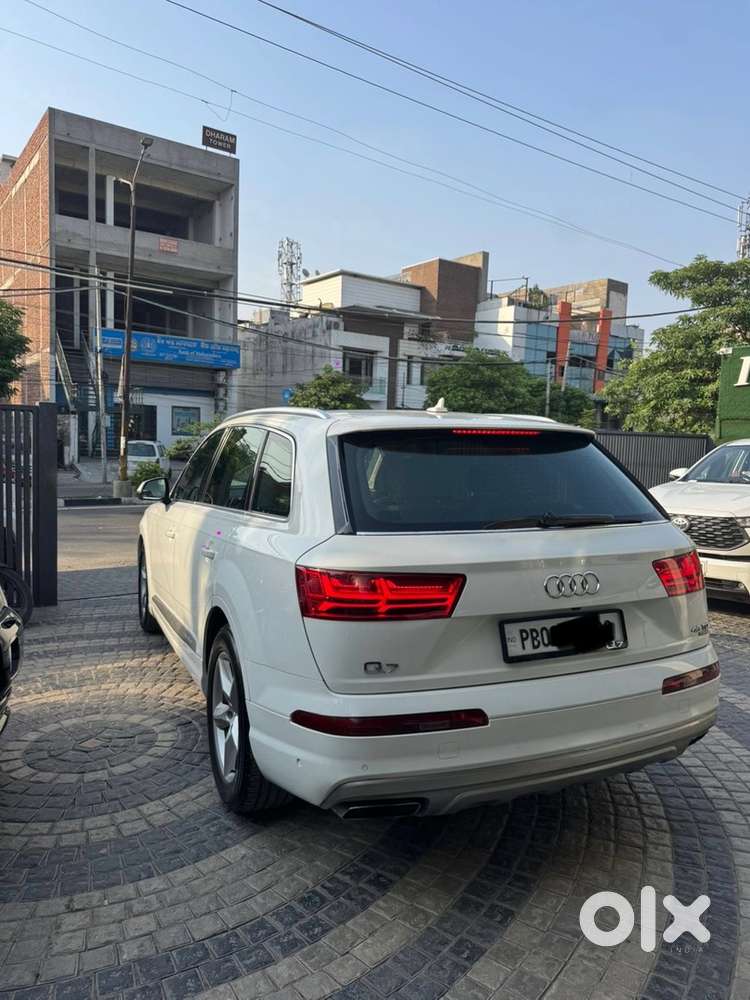 Audi Q7 Diesel Automatic 2017 Year