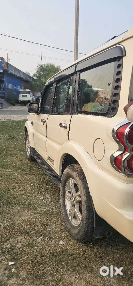 Scorpio S10