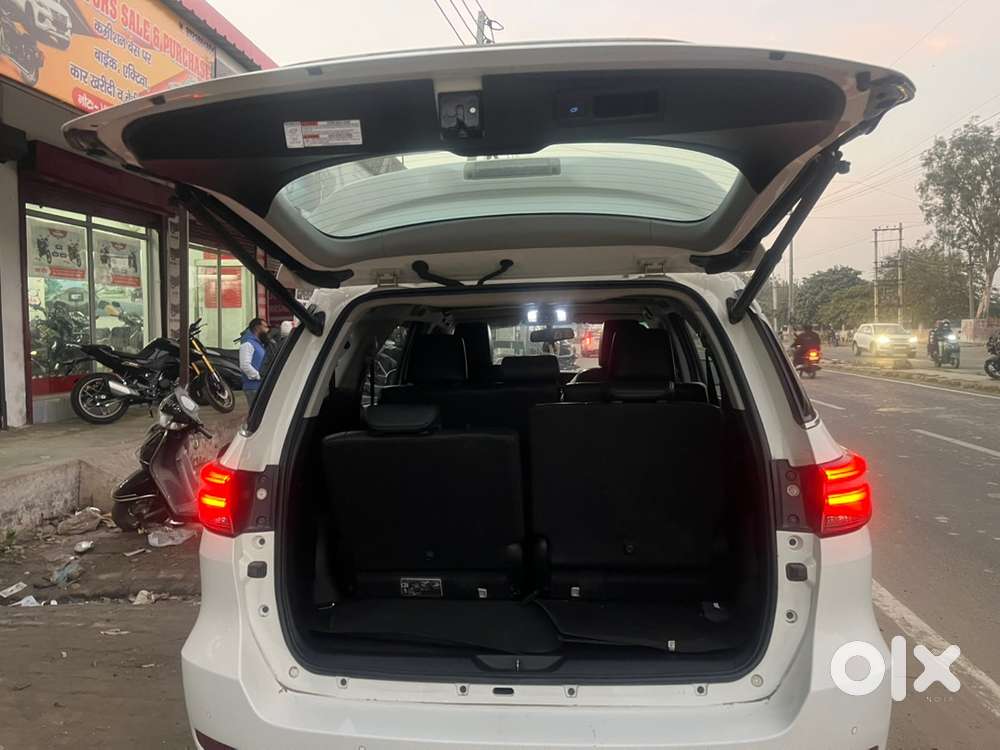 Toyota Fortuner 2023 Diesel