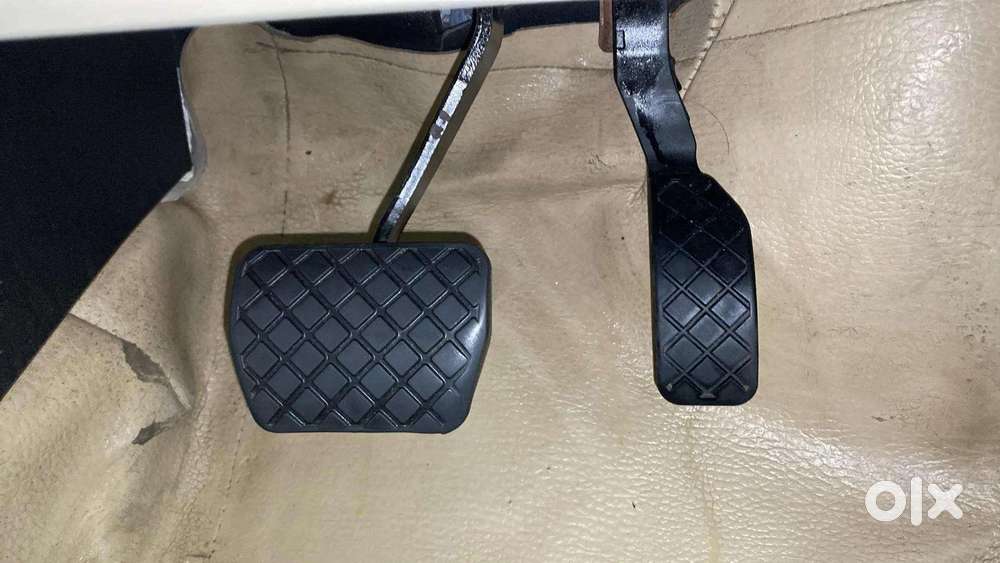 Skoda Rapid 1.0 Ambition Tsi At, 2021, Petrol