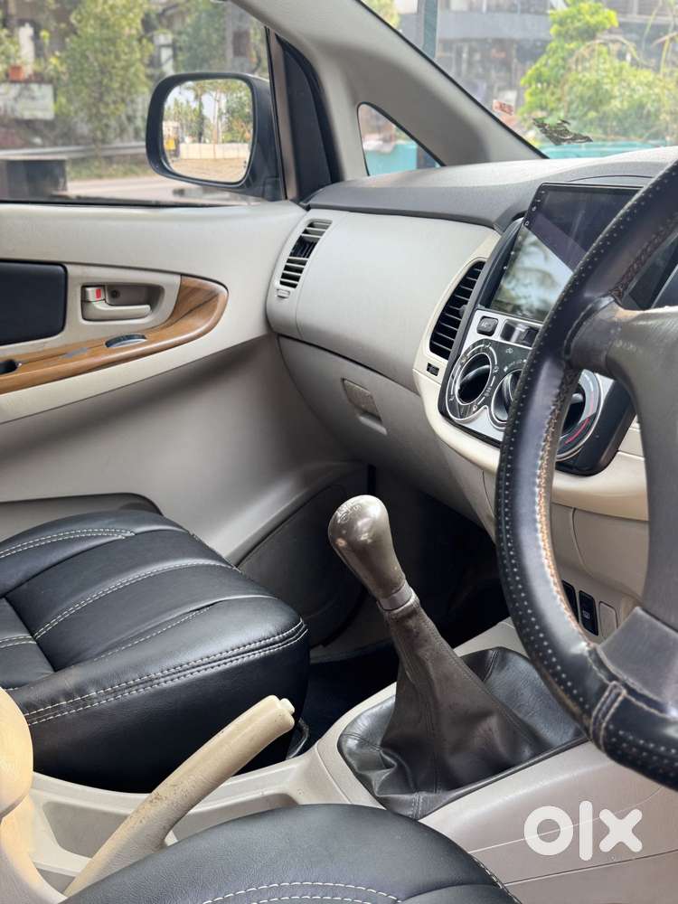 Toyota Innova 2004-2011 2.5 G1 Diesel 8-seater, 2009, Diesel