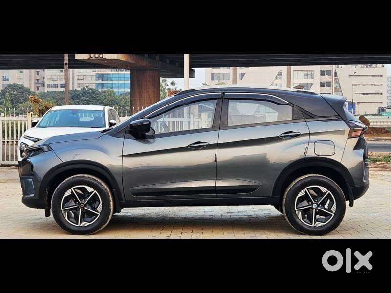 Tata Nexon Fearless  S 1.2 Revotron Petrol 6 Mt Dt, 2023, Petrol