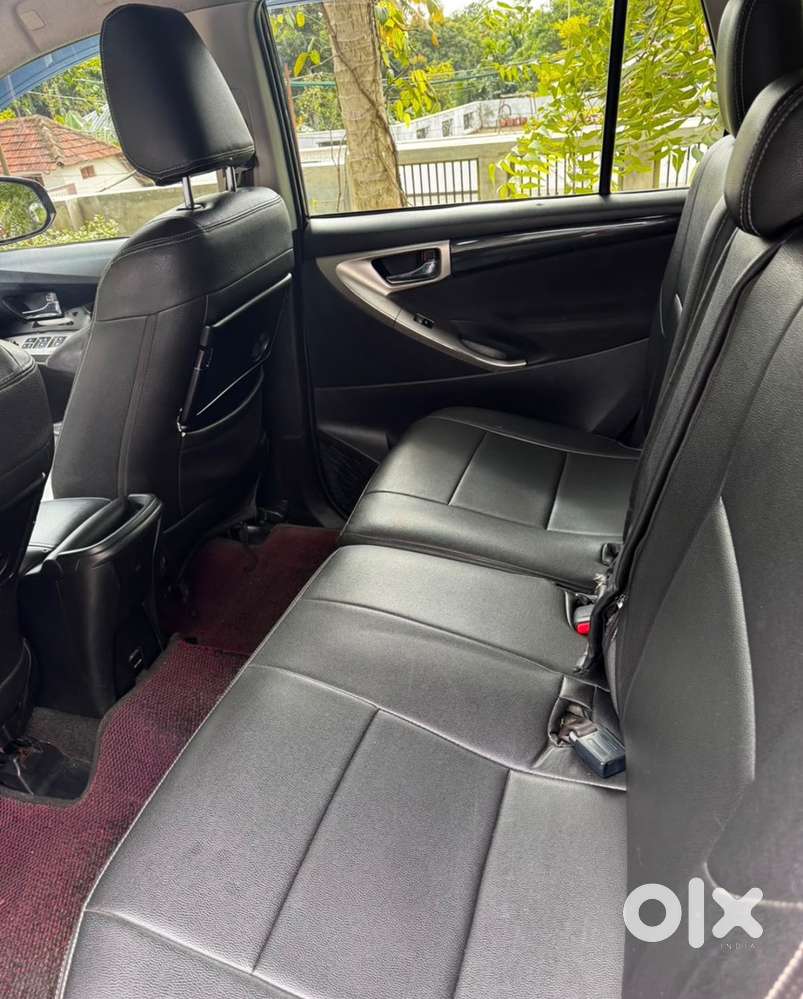 Toyota Innova Crysta 2016 Diesel Manual