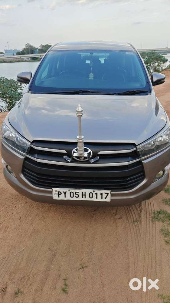 Toyota Innova Crysta 2.4 G Plus Mt 8s, 2019, Diesel