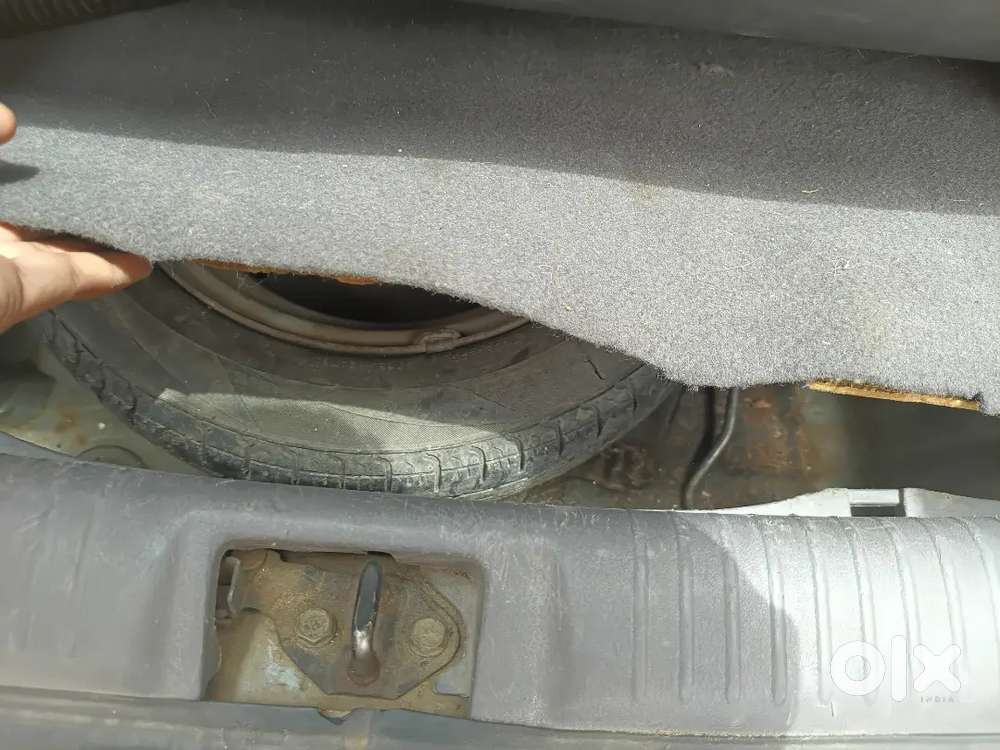 Ye Car Petrol Or Lpg Dono Warking H Or Sound System H