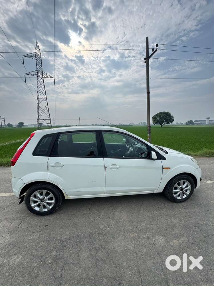 Ford Figo Diesel 2011 All Original Ac Working Heater Working Top Model