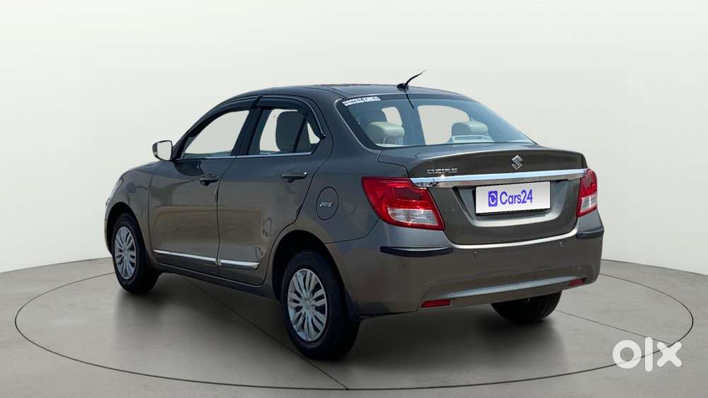 Maruti Suzuki Swift Dzire Amt Vxi, 2020, Petrol