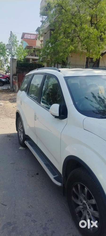 Mahindra Xuv500 2015