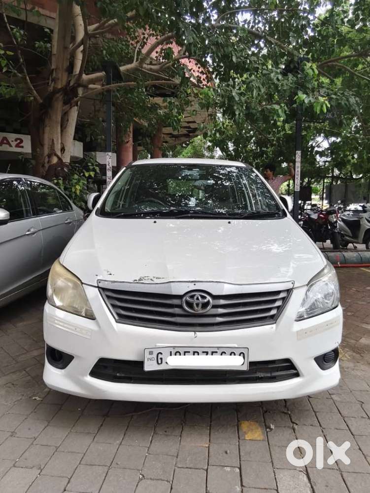 Toyota Innova 2.5 G (diesel) 7 Seater Bs Iv, 2013, Diesel