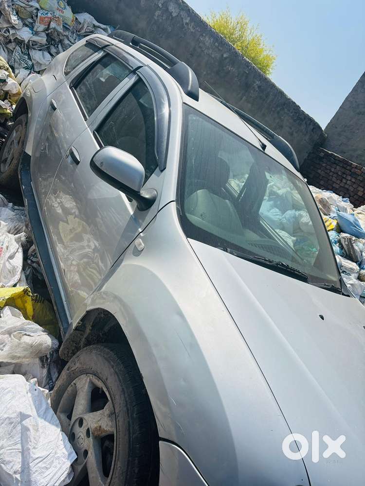 Renault Duster 2013 Car
