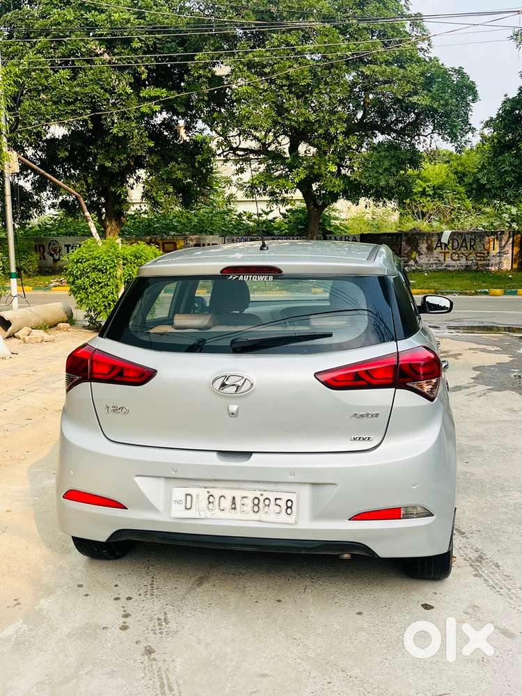 Hyundai New I20 Petrol Manual 2015