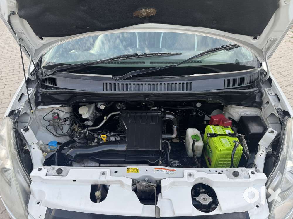 Maruti Suzuki Ritz Lxi, 2010, Petrol