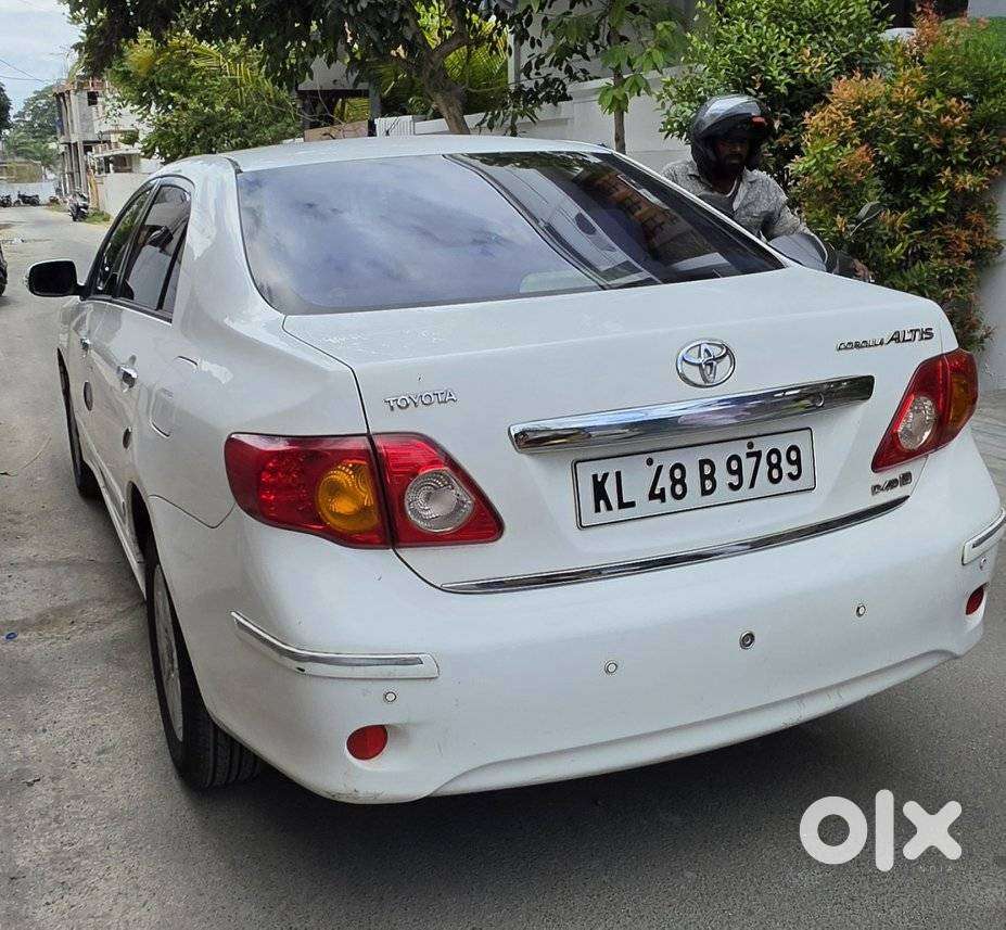 Toyota Corolla Altis J, 2011, Diesel
