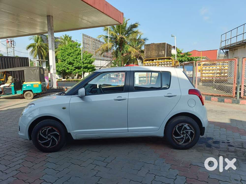 Maruti Suzuki Swift 2004-2010 Vxi Bsiv, 2010, Petrol