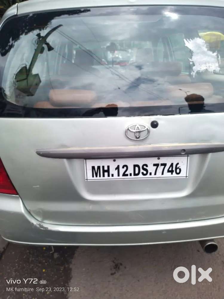 Toyota Innova 2007 Diesel 276000 Km Driven