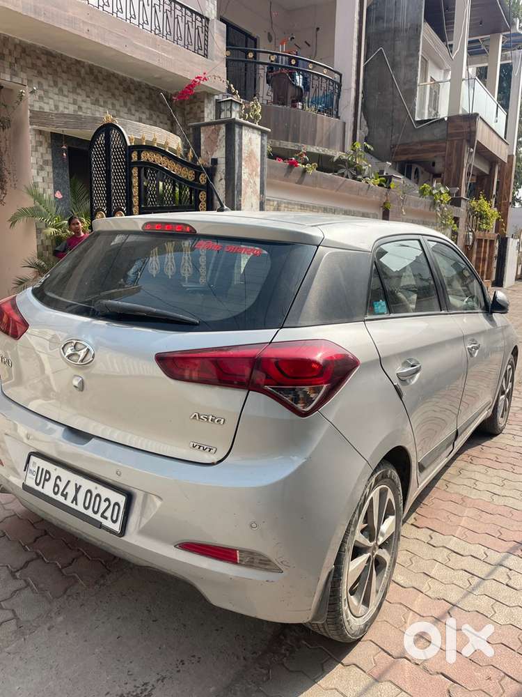 Hyundai I20 2015 Petrol 70000 Km Driven