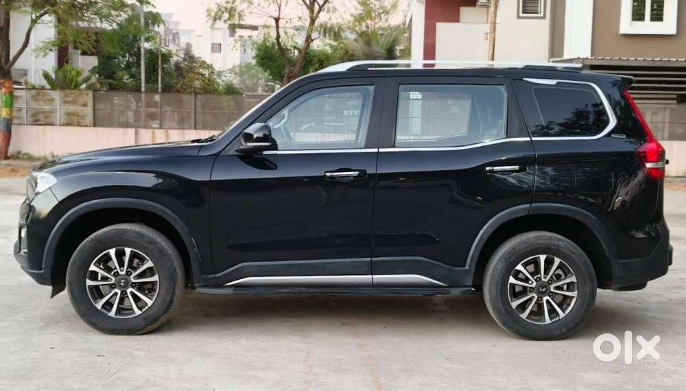 Mahindra Scorpio-n 2.2 Z8 Diesel Mt 4wd 7 Str, 2023, Diesel