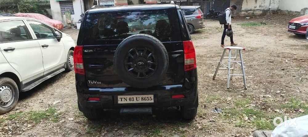 Mahindra Tuv 300 2017