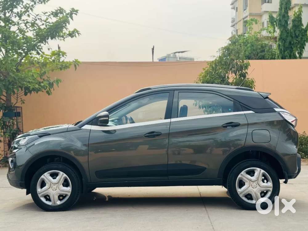 Tata Nexon 1.2 Revotron Xm, 2022, Petrol
