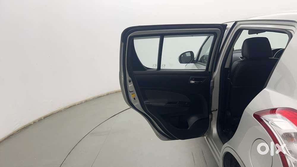 Maruti Suzuki Swift Vvt Vxi, 2017, Petrol