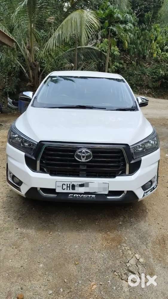 Toyota Innova Crysta 2016