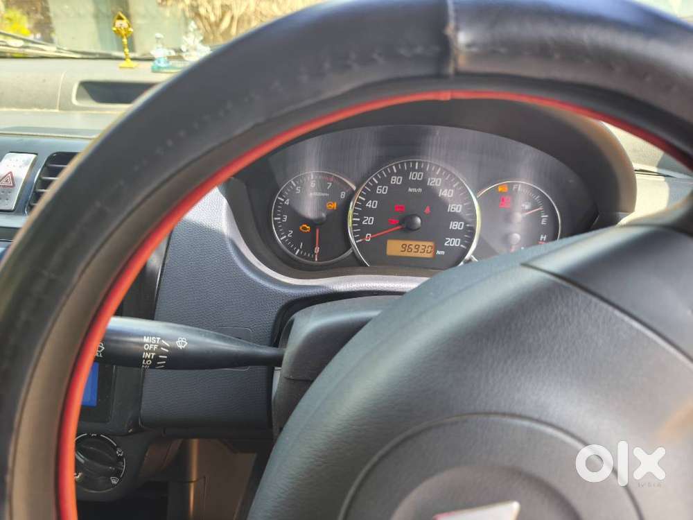 2011 Second Owner Littile Bit Negotabile